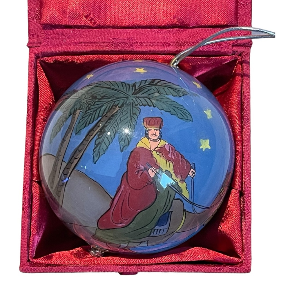 Figi “Inside Art”  Magi Follows The Star Christmas Hand Painted Glass Ornament